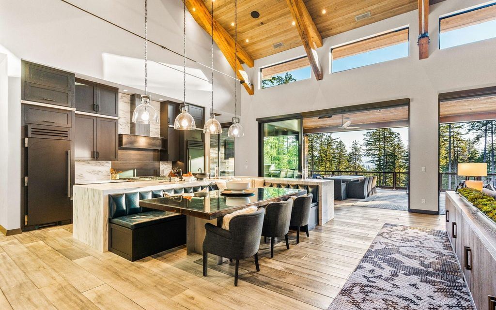 Idyllic Retreat 19.9M Luxurious Estate in Idaho Offers Enchanting Forest Views and Unmatched Amenities 40