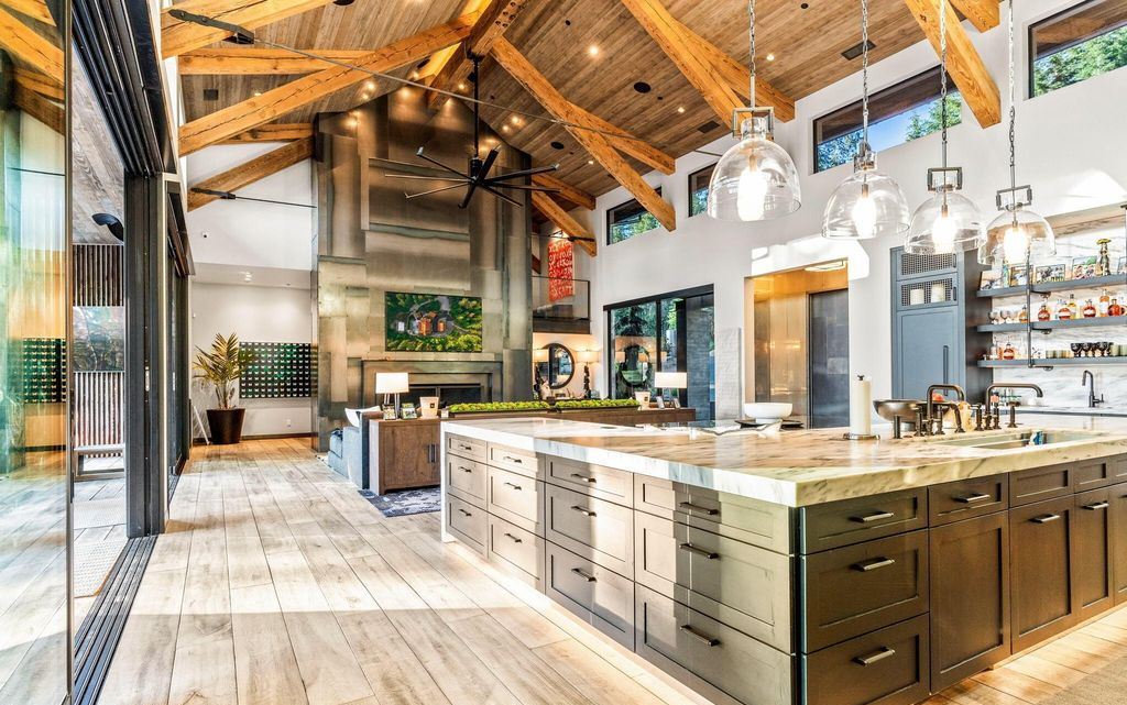 Idyllic Retreat 19.9M Luxurious Estate in Idaho Offers Enchanting Forest Views and Unmatched Amenities 41