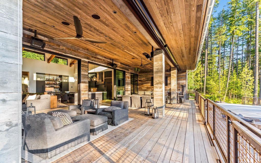 Idyllic Retreat 19.9M Luxurious Estate in Idaho Offers Enchanting Forest Views and Unmatched Amenities 43