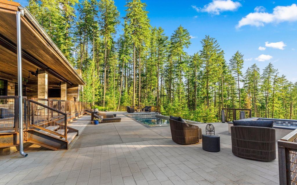 Idyllic Retreat 19.9M Luxurious Estate in Idaho Offers Enchanting Forest Views and Unmatched Amenities 56