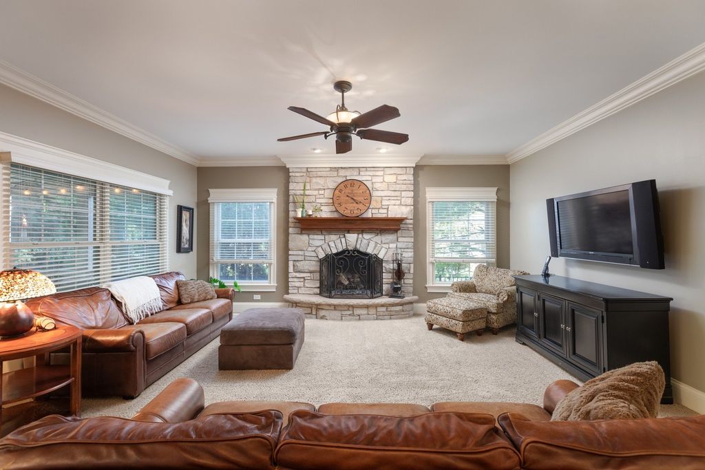 Illinois Gem Timeless Four Level Residence with High End Finishes Asking 2.599 Million 18