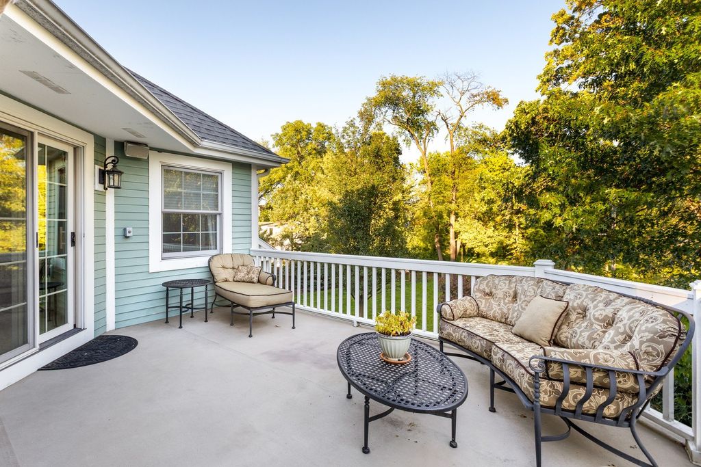 Illinois Gem Timeless Four Level Residence with High End Finishes Asking 2.599 Million 26