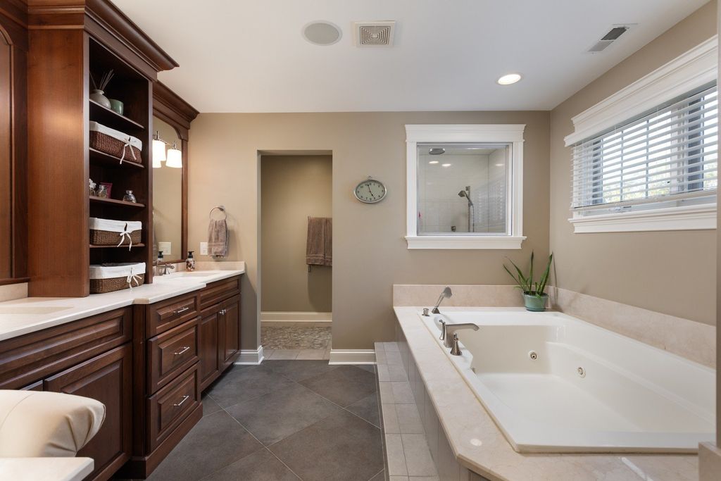 Illinois Gem Timeless Four Level Residence with High End Finishes Asking 2.599 Million 28