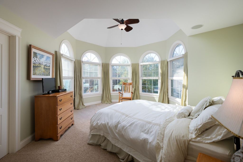 Illinois Gem Timeless Four Level Residence with High End Finishes Asking 2.599 Million 30