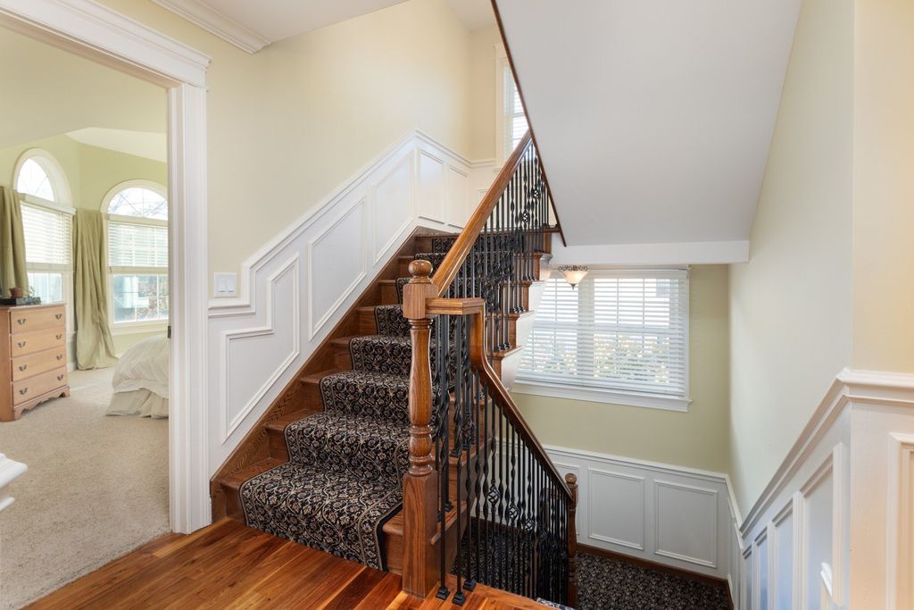 Illinois Gem Timeless Four Level Residence with High End Finishes Asking 2.599 Million 36