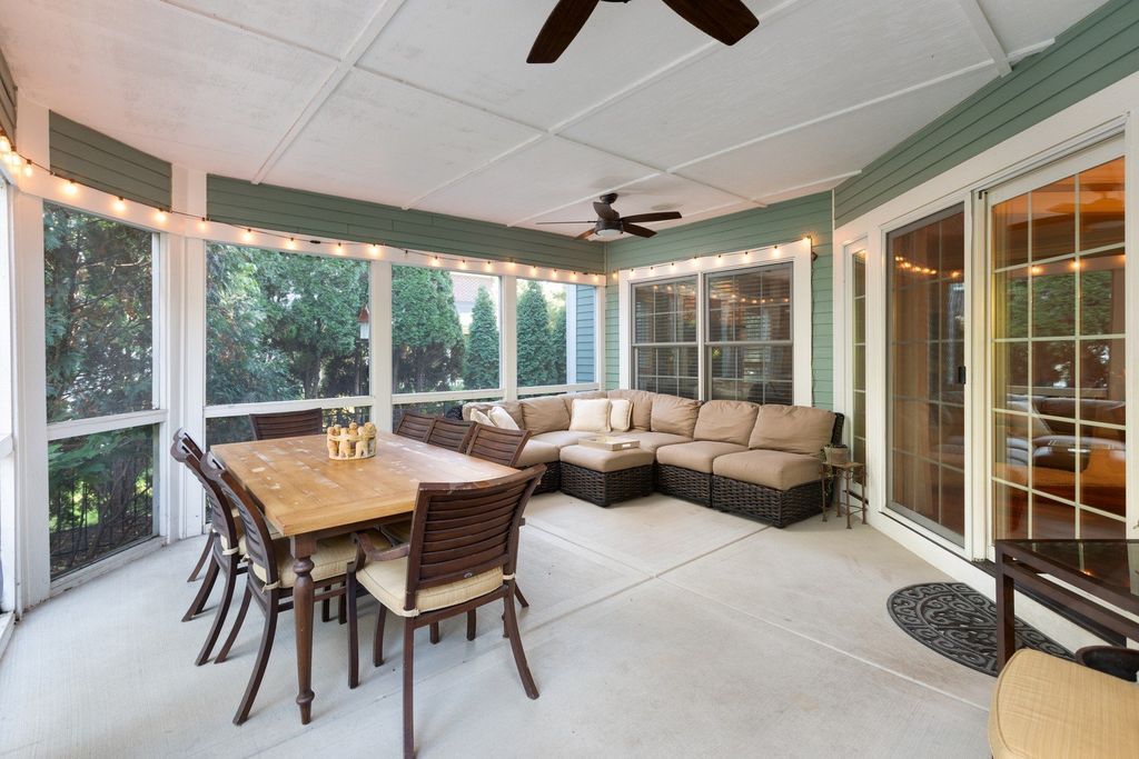 Illinois Gem Timeless Four Level Residence with High End Finishes Asking 2.599 Million 44