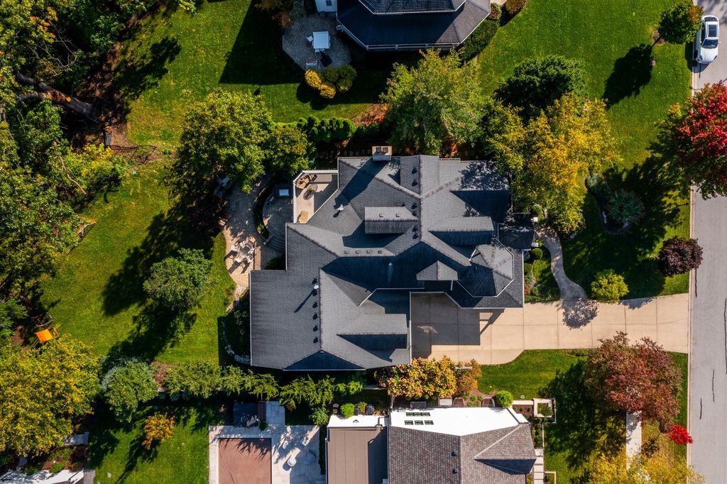 Illinois Gem Timeless Four Level Residence with High End Finishes Asking 2.599 Million 45