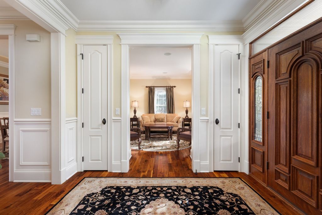Illinois Gem Timeless Four Level Residence with High End Finishes Asking 2.599 Million 5