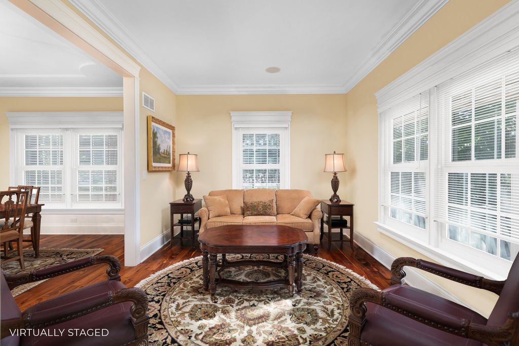 Illinois Gem Timeless Four Level Residence with High End Finishes Asking 2.599 Million 6