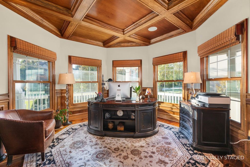 Illinois Gem Timeless Four Level Residence with High End Finishes Asking 2.599 Million 8