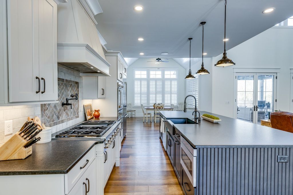 Inspiration Homes LLC Unveils Stunning New Home Listing in Tennessee for 3499900 13