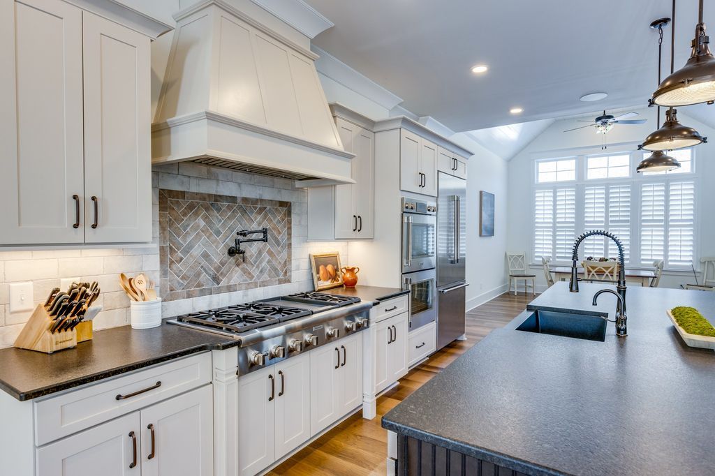 Inspiration Homes LLC Unveils Stunning New Home Listing in Tennessee for 3499900 14