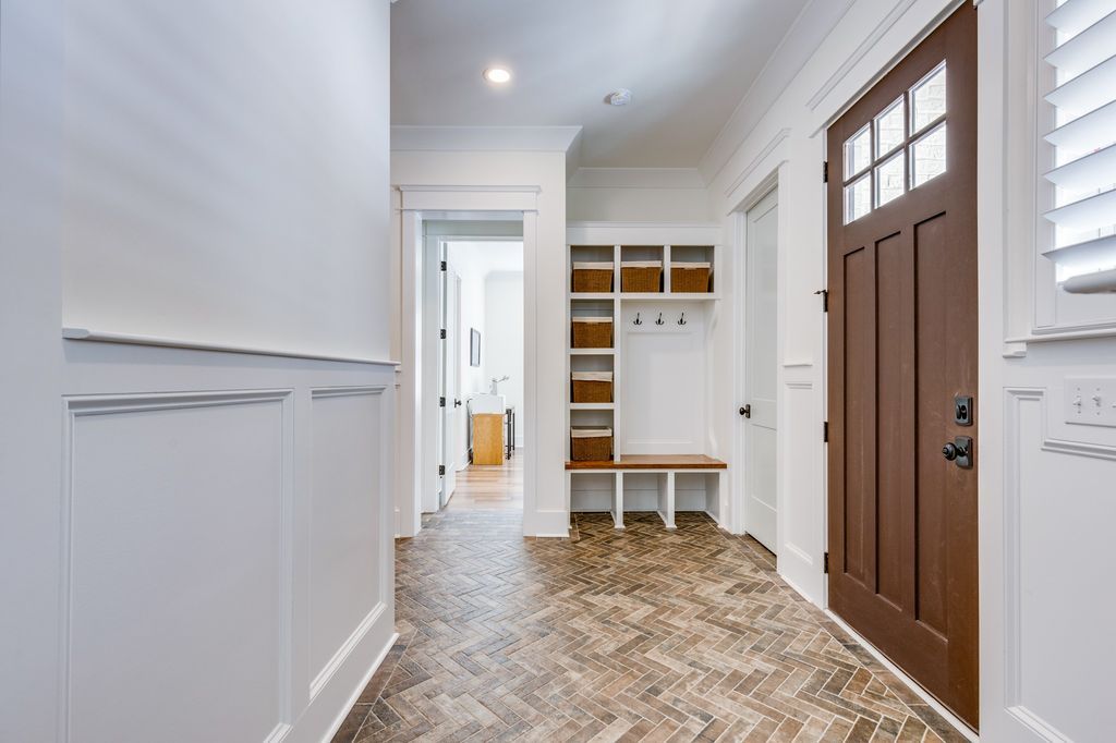Inspiration Homes LLC Unveils Stunning New Home Listing in Tennessee for 3499900 33
