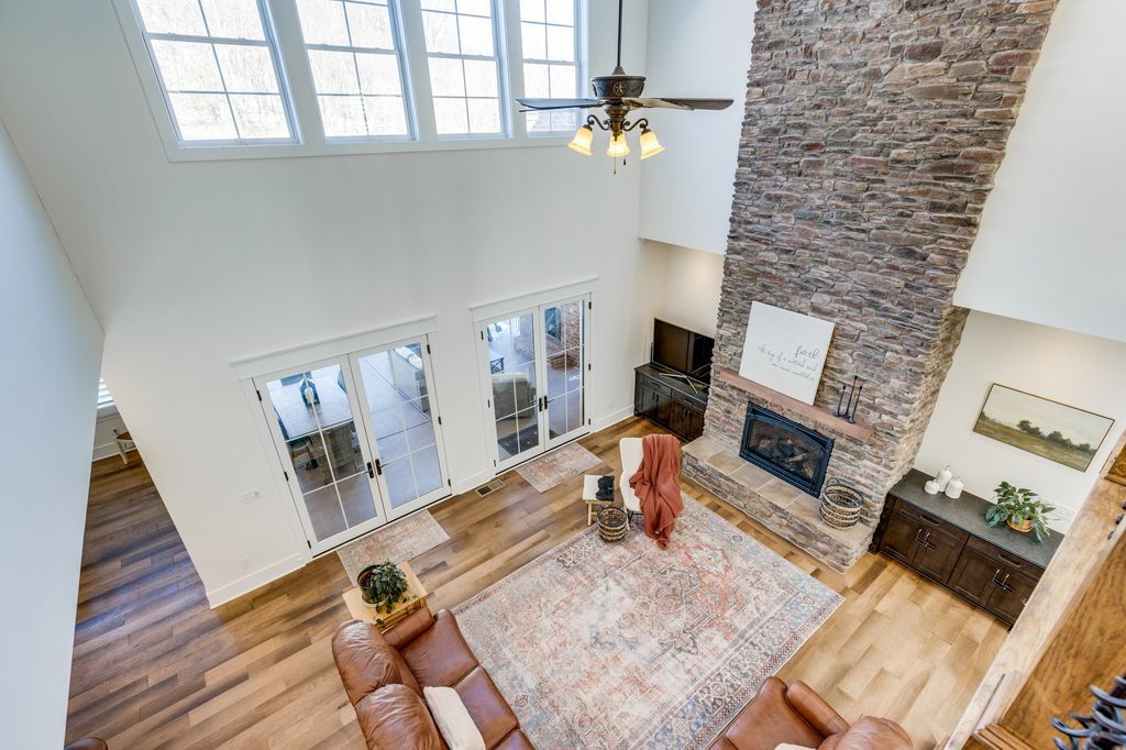 Inspiration Homes LLC Unveils Stunning New Home Listing in Tennessee for 3499900 35