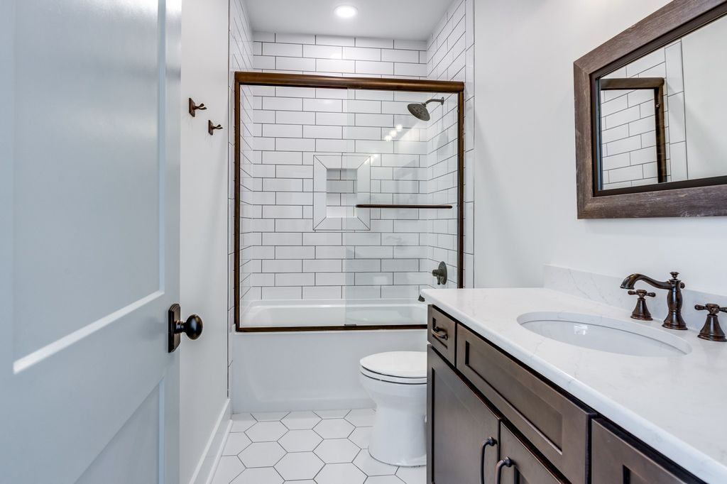 Inspiration Homes LLC Unveils Stunning New Home Listing in Tennessee for 3499900 43