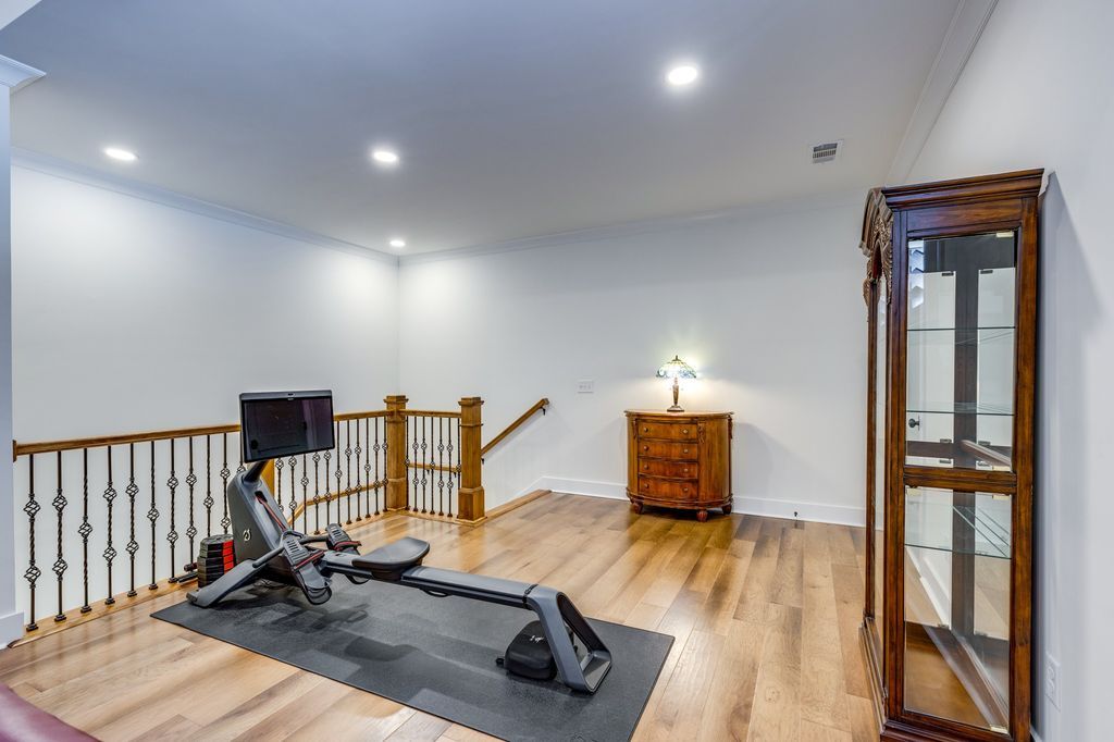 Inspiration Homes LLC Unveils Stunning New Home Listing in Tennessee for 3499900 46
