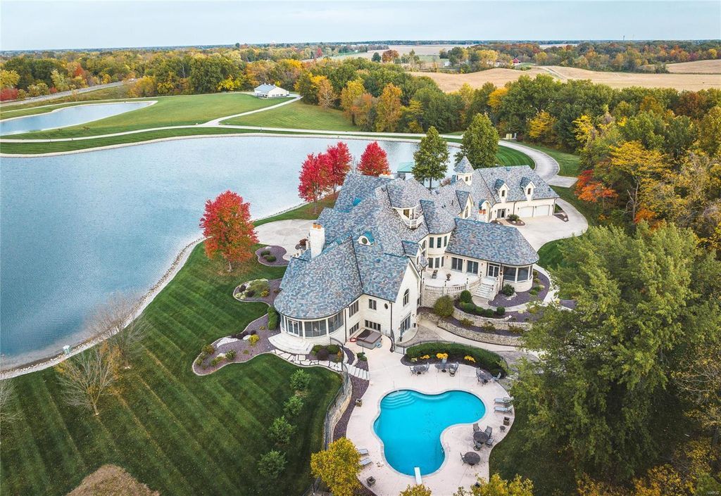 Le Chateau A Masterpiece by Lantz Homes Now Available for 4.59 Million in Illinois 14