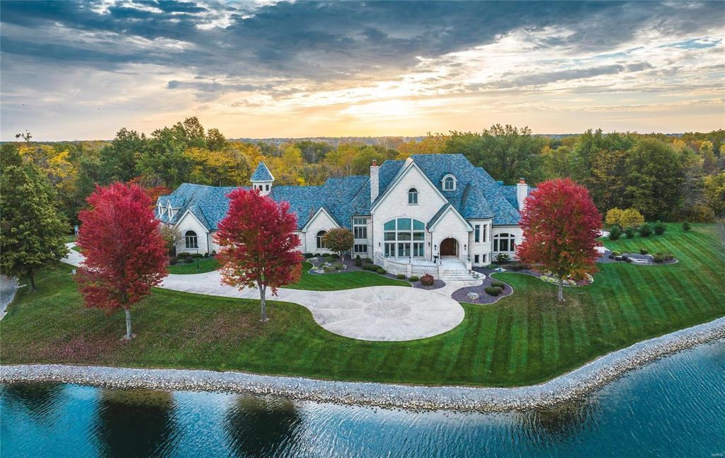 Le Chateau A Masterpiece by Lantz Homes Now Available for 4.59 Million in Illinois 2