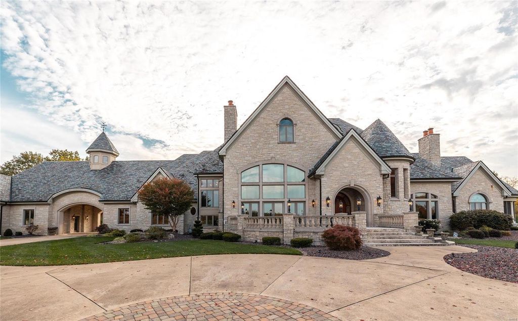 Le Chateau A Masterpiece by Lantz Homes Now Available for 4.59 Million in Illinois 23