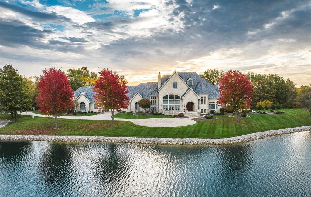 Le Chateau A Masterpiece by Lantz Homes Now Available for 4.59 Million in Illinois 3