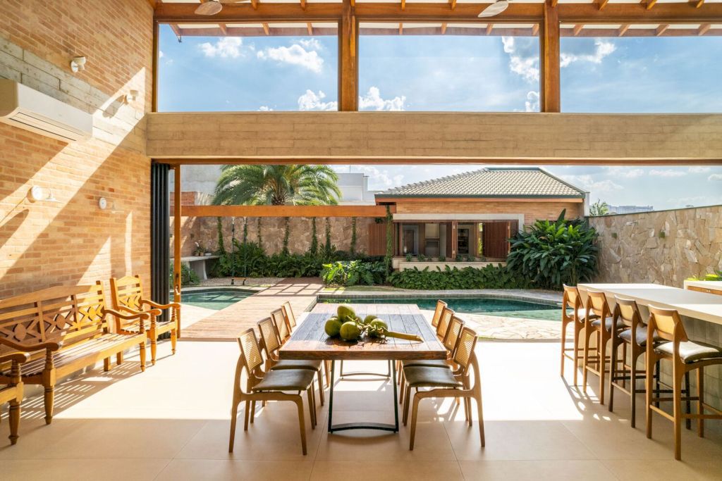 Lima House, A Coastal Oasis by Pietro Terlizzi Arquitetura