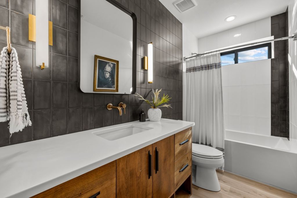 Luxury Estate with City Views and Resort Like Amenities Hits the Market at 3 Million in Idaho 18