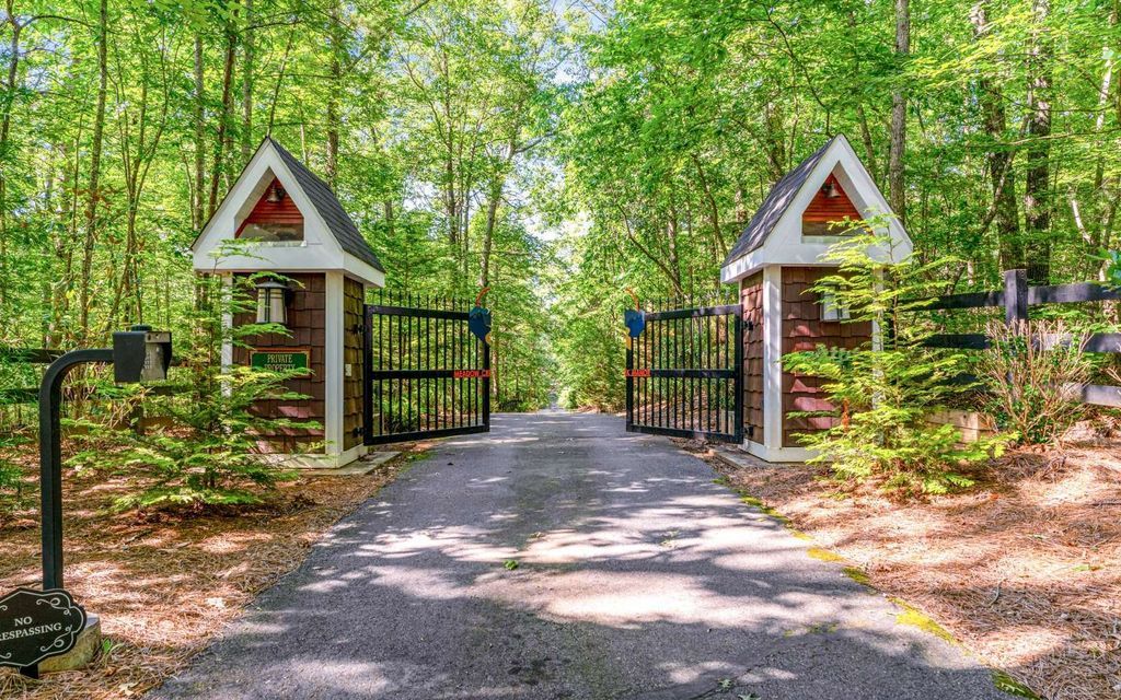 Meadow Creek Manor A Private Mountain Estate in Blue Ridge Offered at 5.98 Million 4