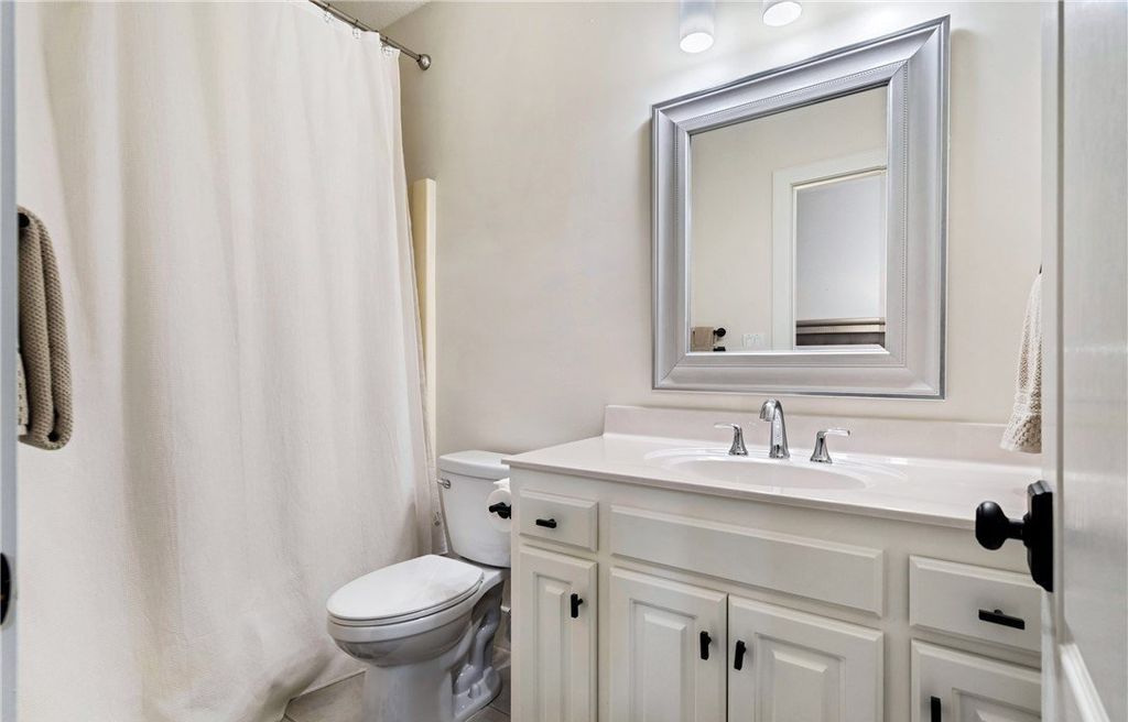 Mediterranean Style Retreat with Gentle Lakefront Ambiance Listed at 5.2 Million in Missouri 39