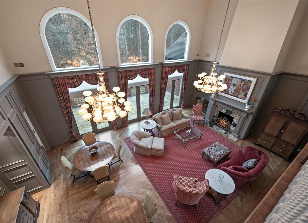 Opulence Redefined An Extraordinary 4.5 Million Dream Property in Michigan 17