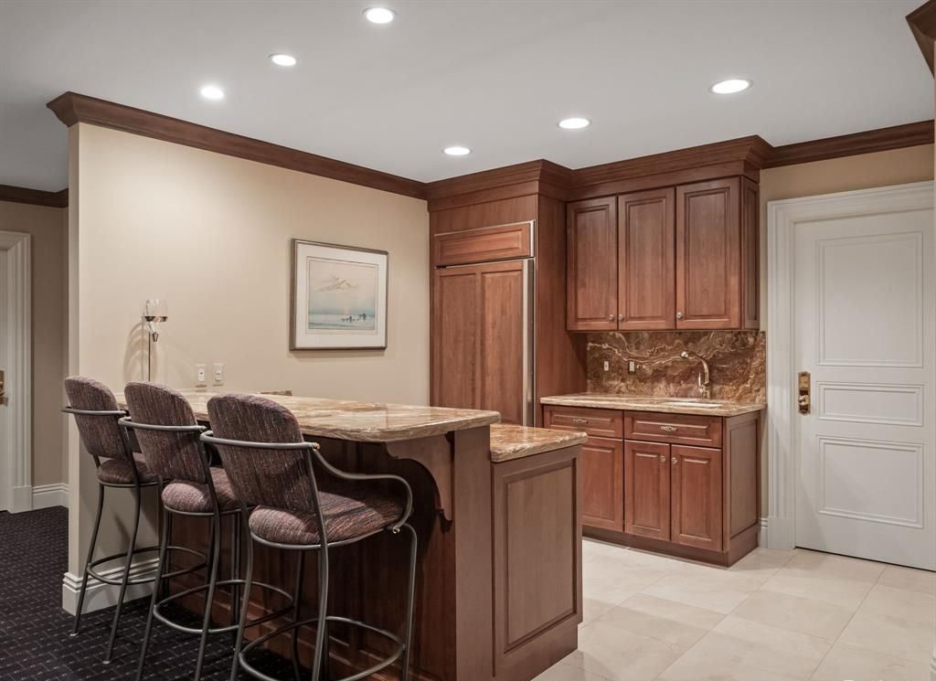 Opulence Redefined An Extraordinary 4.5 Million Dream Property in Michigan 23
