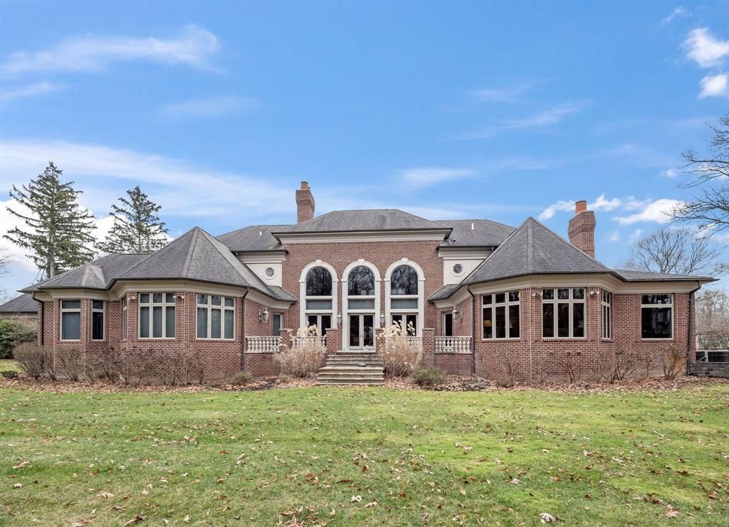 Opulence Redefined An Extraordinary 4.5 Million Dream Property in Michigan 6
