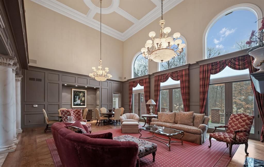 Opulence Redefined An Extraordinary 4.5 Million Dream Property in Michigan 8