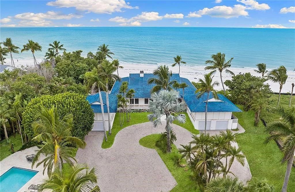 Built in 1964 and spanning 6,360 square feet, the property offers 171 feet of prime Gulf of Mexico frontage.