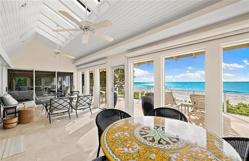 Built in 1964 and spanning 6,360 square feet, the property offers 171 feet of prime Gulf of Mexico frontage.