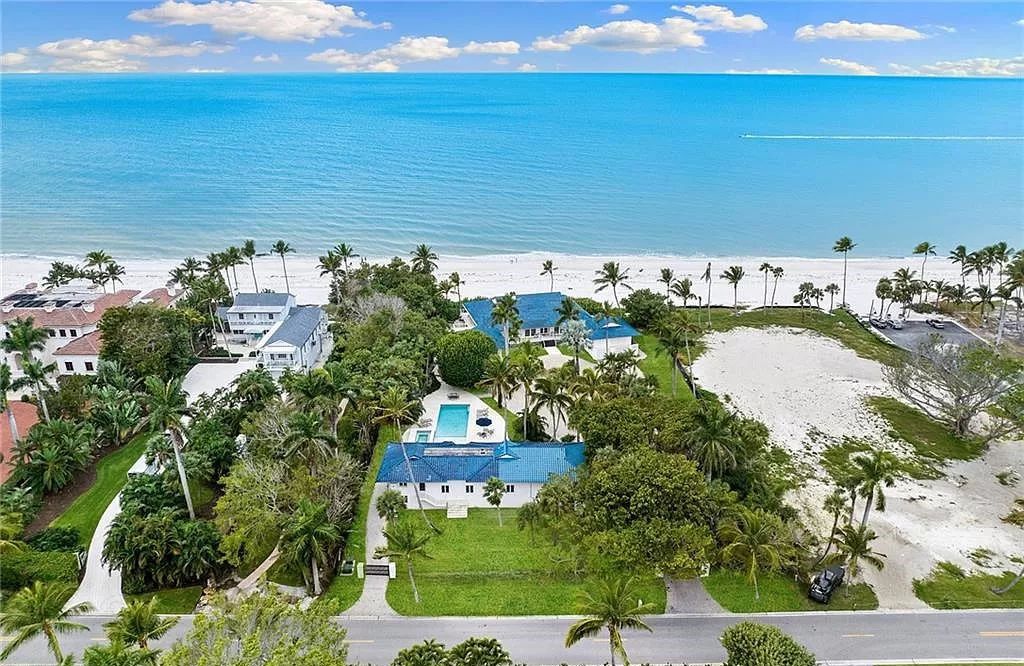 Built in 1964 and spanning 6,360 square feet, the property offers 171 feet of prime Gulf of Mexico frontage.