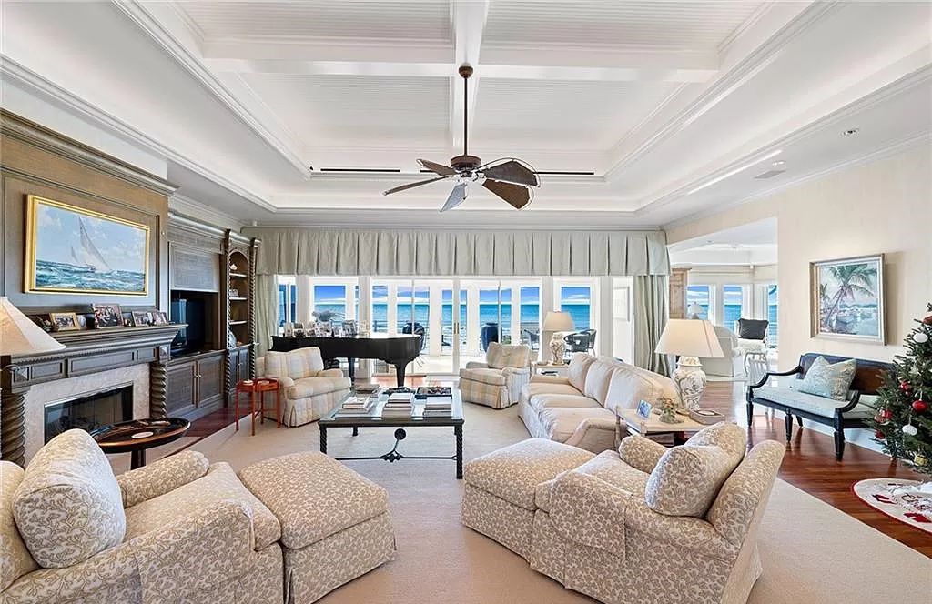 Built in 1964 and spanning 6,360 square feet, the property offers 171 feet of prime Gulf of Mexico frontage.
