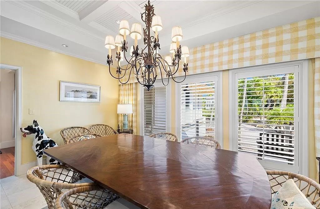 Built in 1964 and spanning 6,360 square feet, the property offers 171 feet of prime Gulf of Mexico frontage.