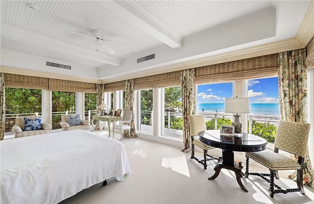 Built in 1964 and spanning 6,360 square feet, the property offers 171 feet of prime Gulf of Mexico frontage.