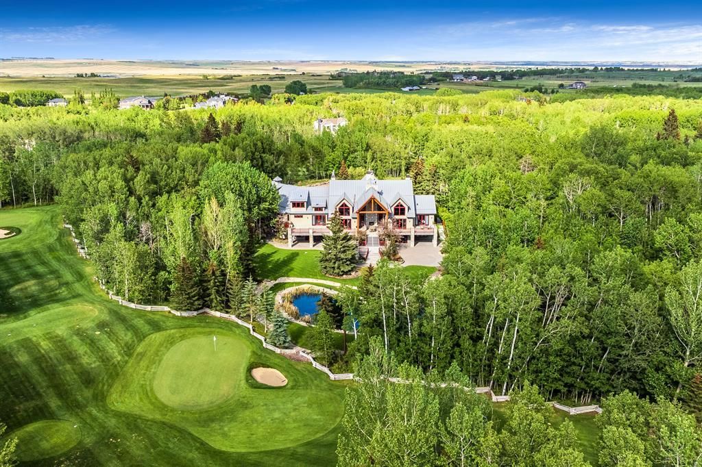 Secluded Splendor Majestic Estate with Private Golf Course in Canada Hits the Market at C13.95 Million 1