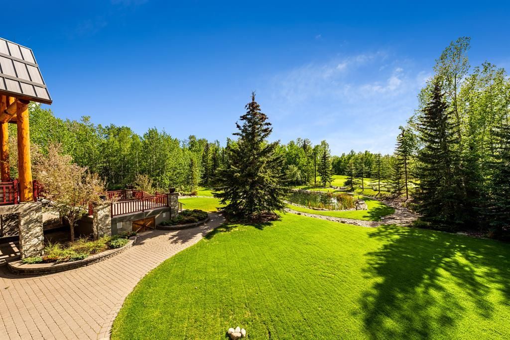 Secluded Splendor Majestic Estate with Private Golf Course in Canada Hits the Market at C13.95 Million 11