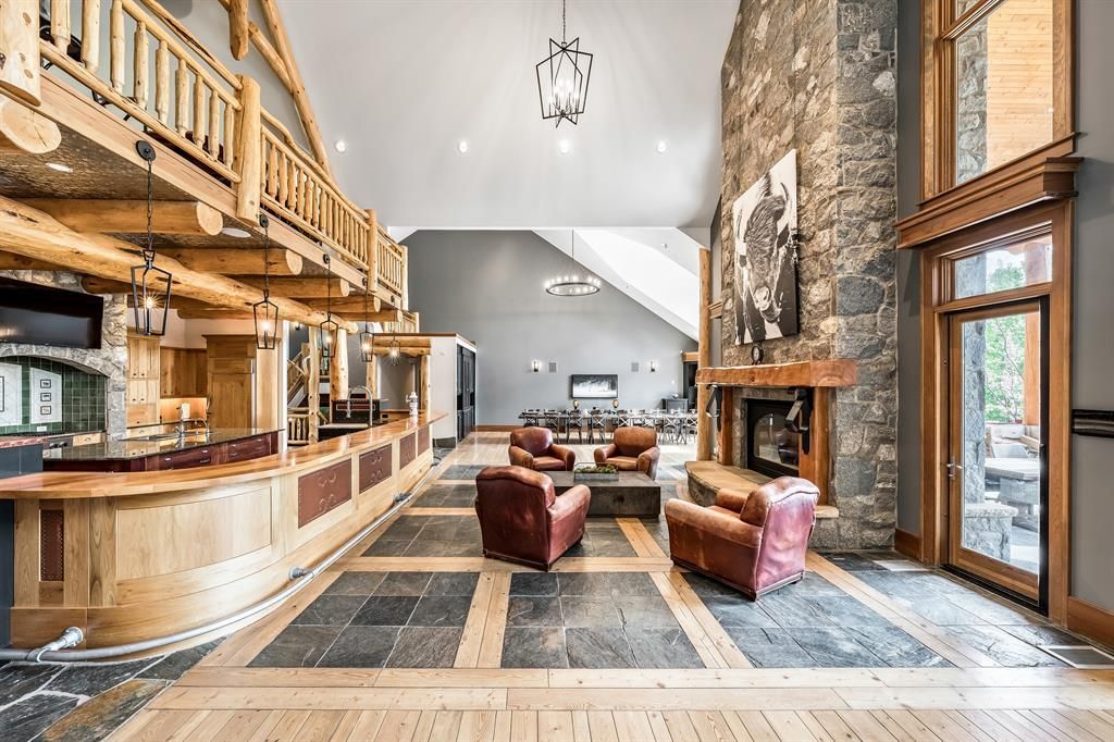 Secluded Splendor Majestic Estate with Private Golf Course in Canada Hits the Market at C13.95 Million 20