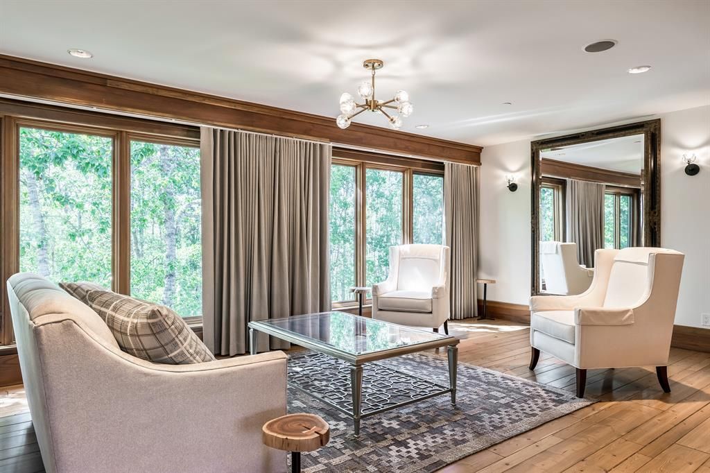 Secluded Splendor Majestic Estate with Private Golf Course in Canada Hits the Market at C13.95 Million 25