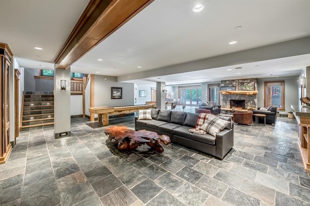 Secluded Splendor Majestic Estate with Private Golf Course in Canada Hits the Market at C13.95 Million 33