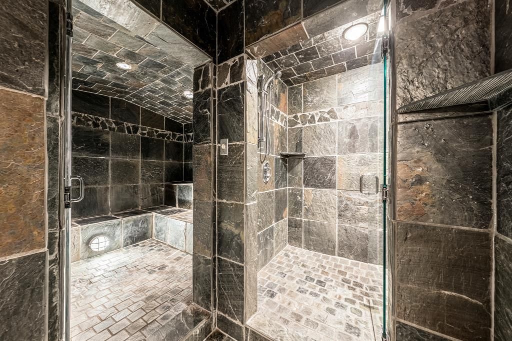 Secluded Splendor Majestic Estate with Private Golf Course in Canada Hits the Market at C13.95 Million 37