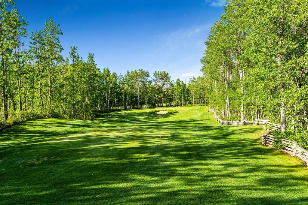 Secluded Splendor Majestic Estate with Private Golf Course in Canada Hits the Market at C13.95 Million 43