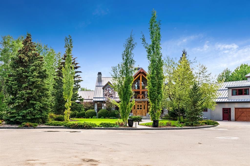Secluded Splendor Majestic Estate with Private Golf Course in Canada Hits the Market at C13.95 Million 6