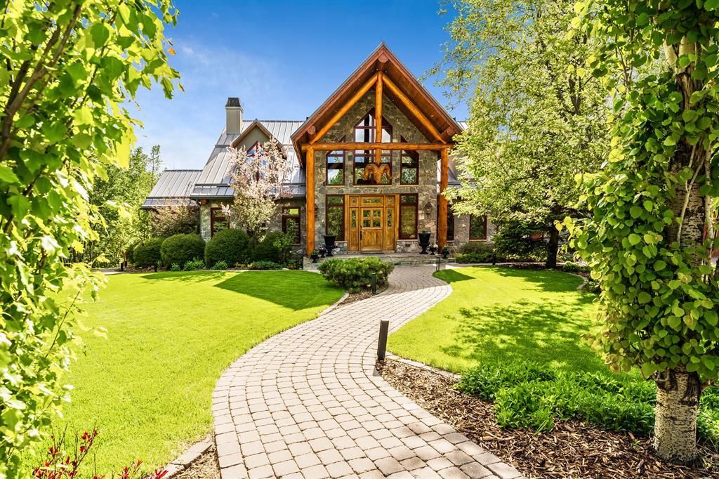 Secluded Splendor Majestic Estate with Private Golf Course in Canada Hits the Market at C13.95 Million 7
