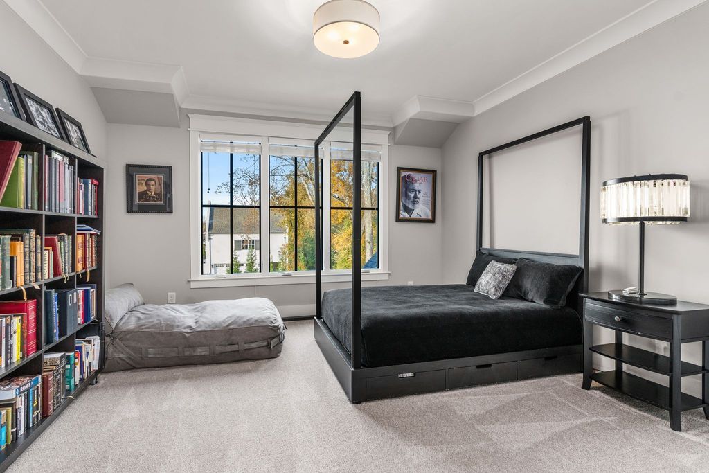 Sophistication Meets Convenience Modern Masterpiece in Tennessee Hits the Market at 4199900 39