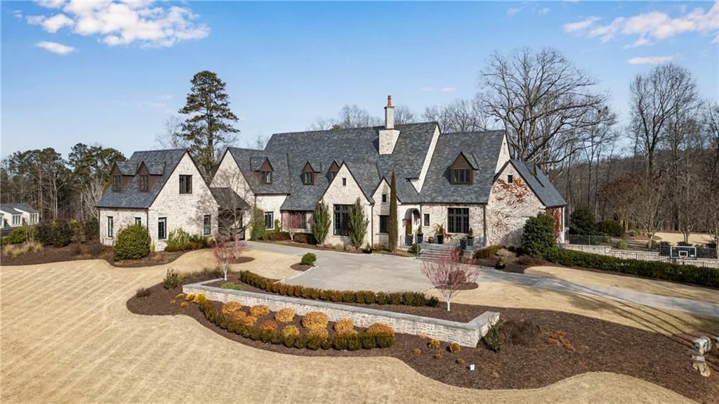 Stone Crafted Masterpiece T.S. Adams Studios Alluring Estate in Georgia Hits the Market at 6.85 Million 1