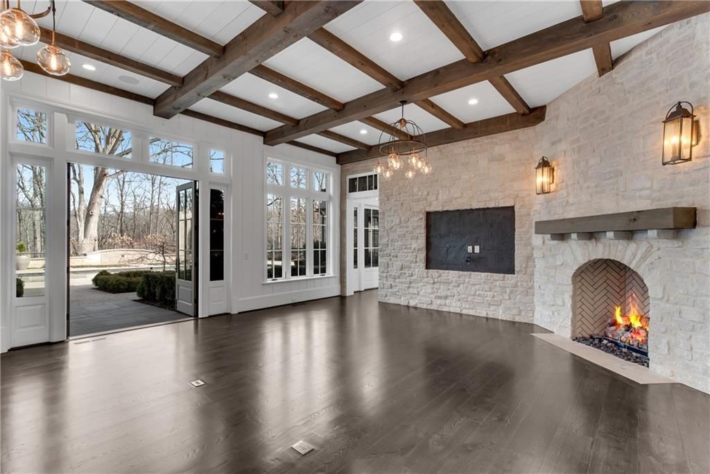 Stone Crafted Masterpiece T.S. Adams Studios Alluring Estate in Georgia Hits the Market at 6.85 Million 11